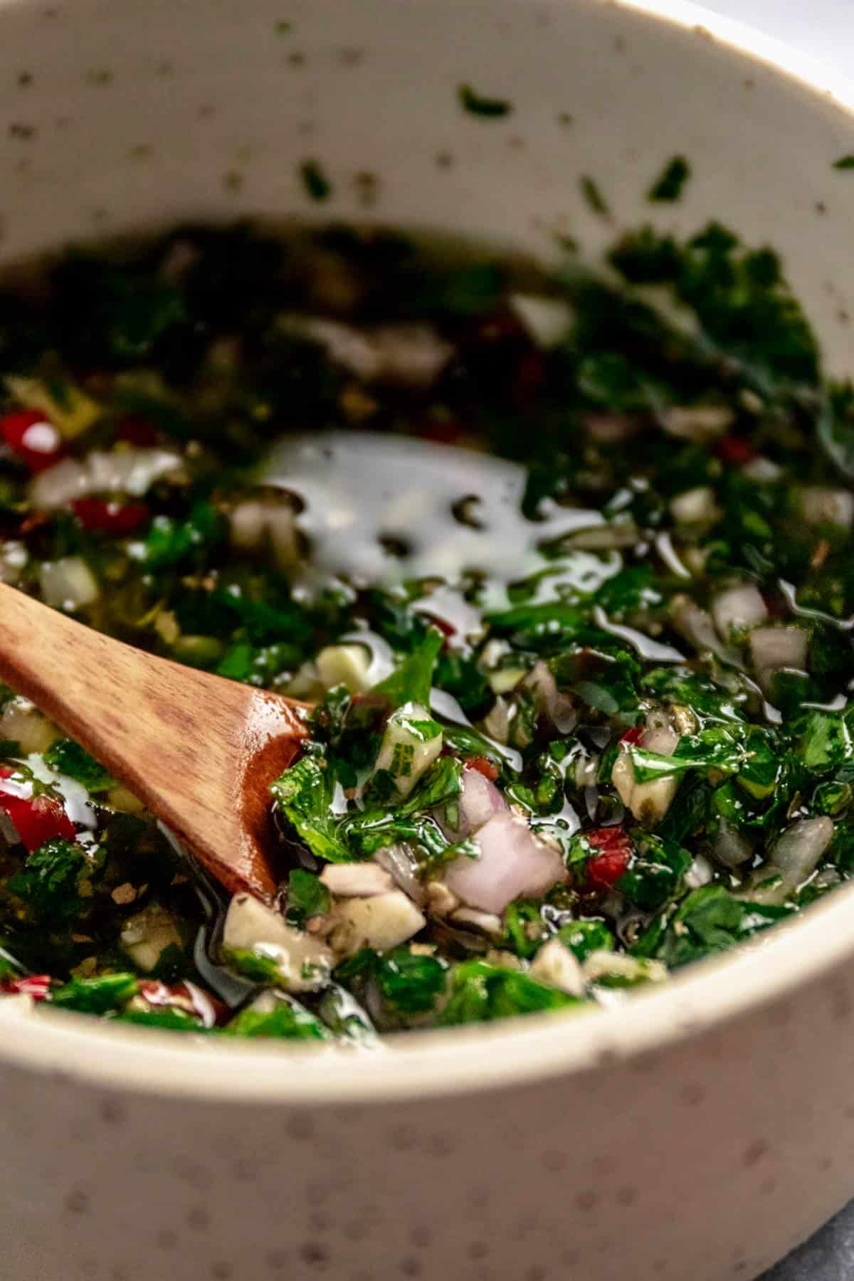 Easy Parsley Chimichurri (Ready in 5 minutes!)