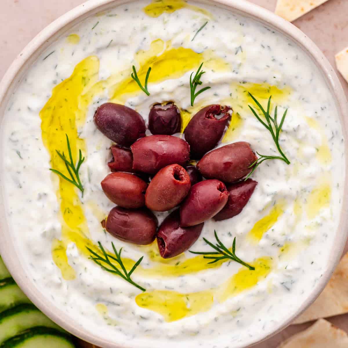 5 Minute Greek Yogurt Dip (Tzatziki)