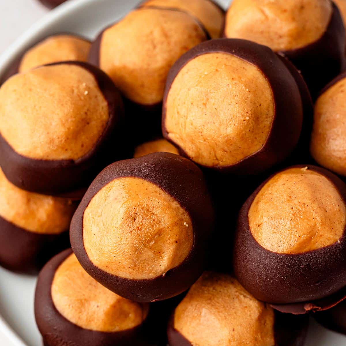 Peanut Butter Balls (Buckeye Cookies)
