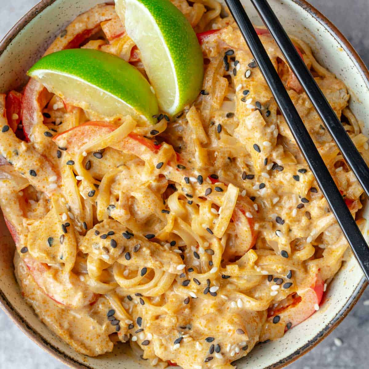 Thai Curry Noodles With Chicken (Crazy Good Sauce!)