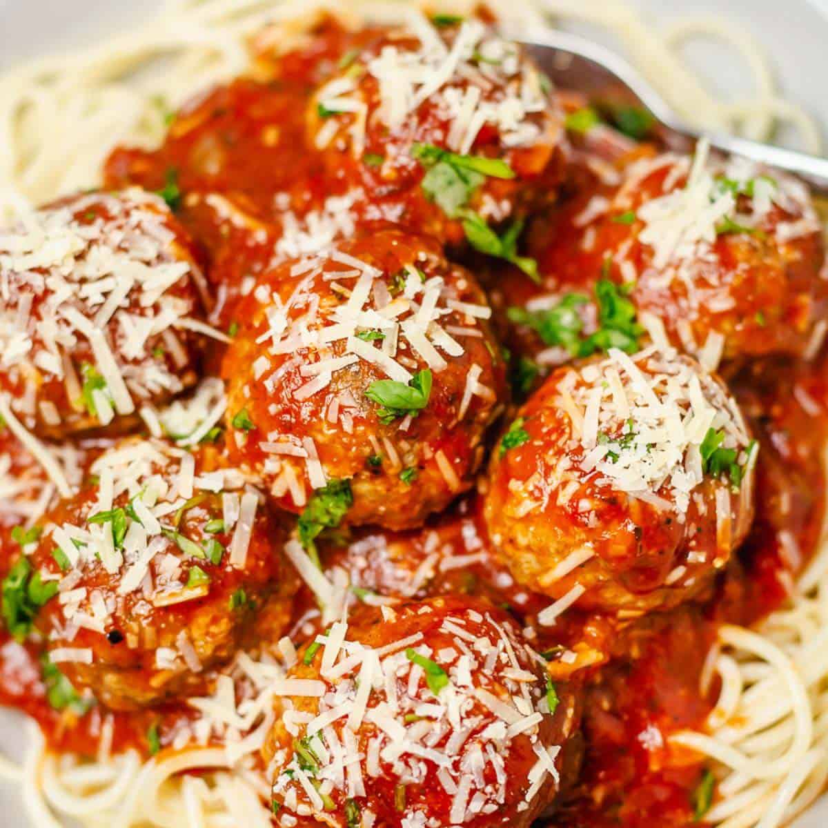 Juicy Pork and Beef Meatballs