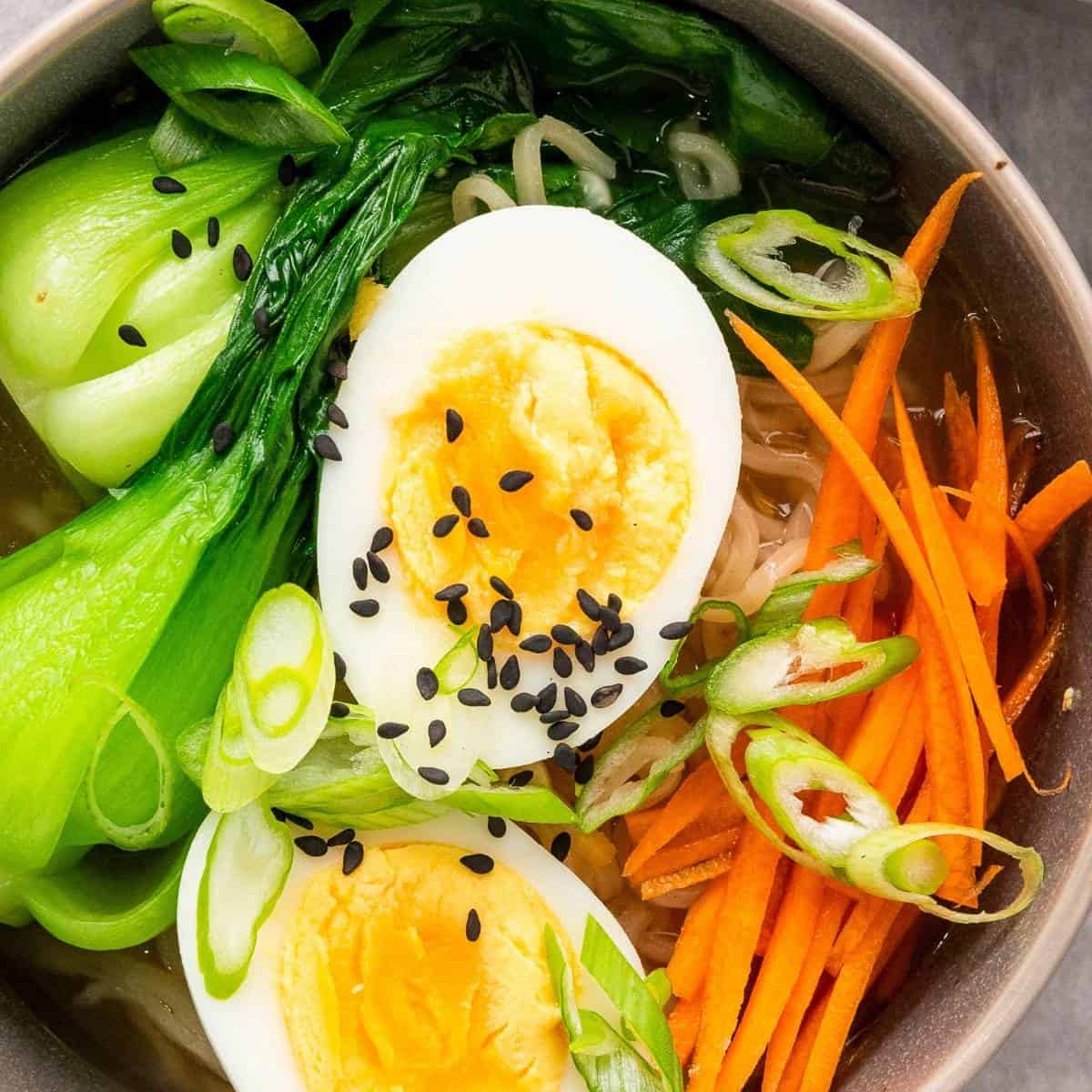 Easy Ramen Noodle Bowl (20 Minute Recipe!)