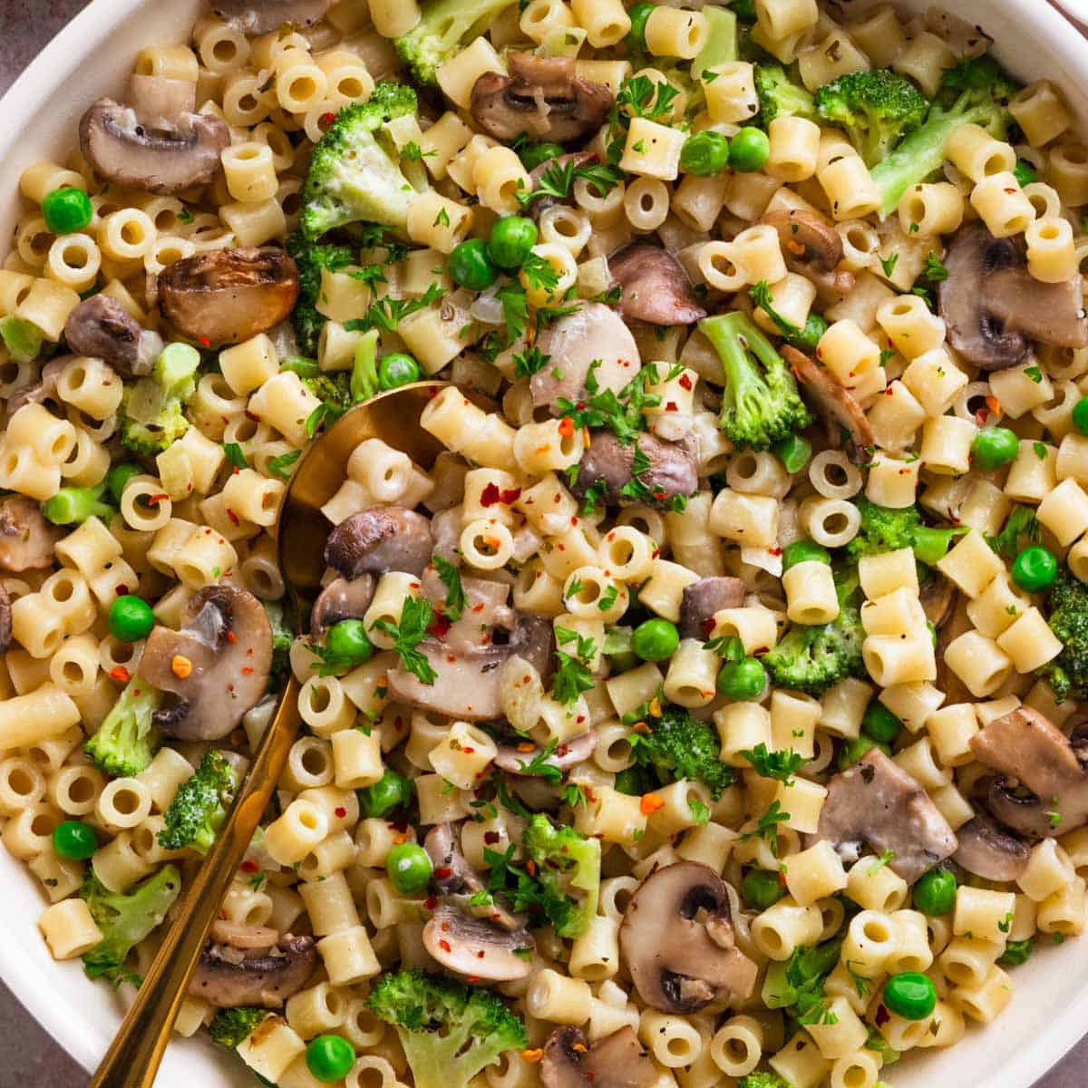 Creamy Mushroom Broccoli Pasta