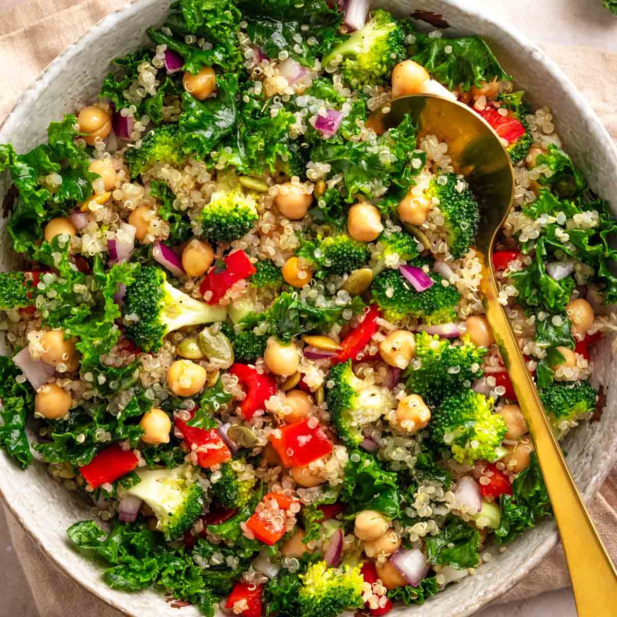 Quinoa Kale Salad with Lemon Dressing