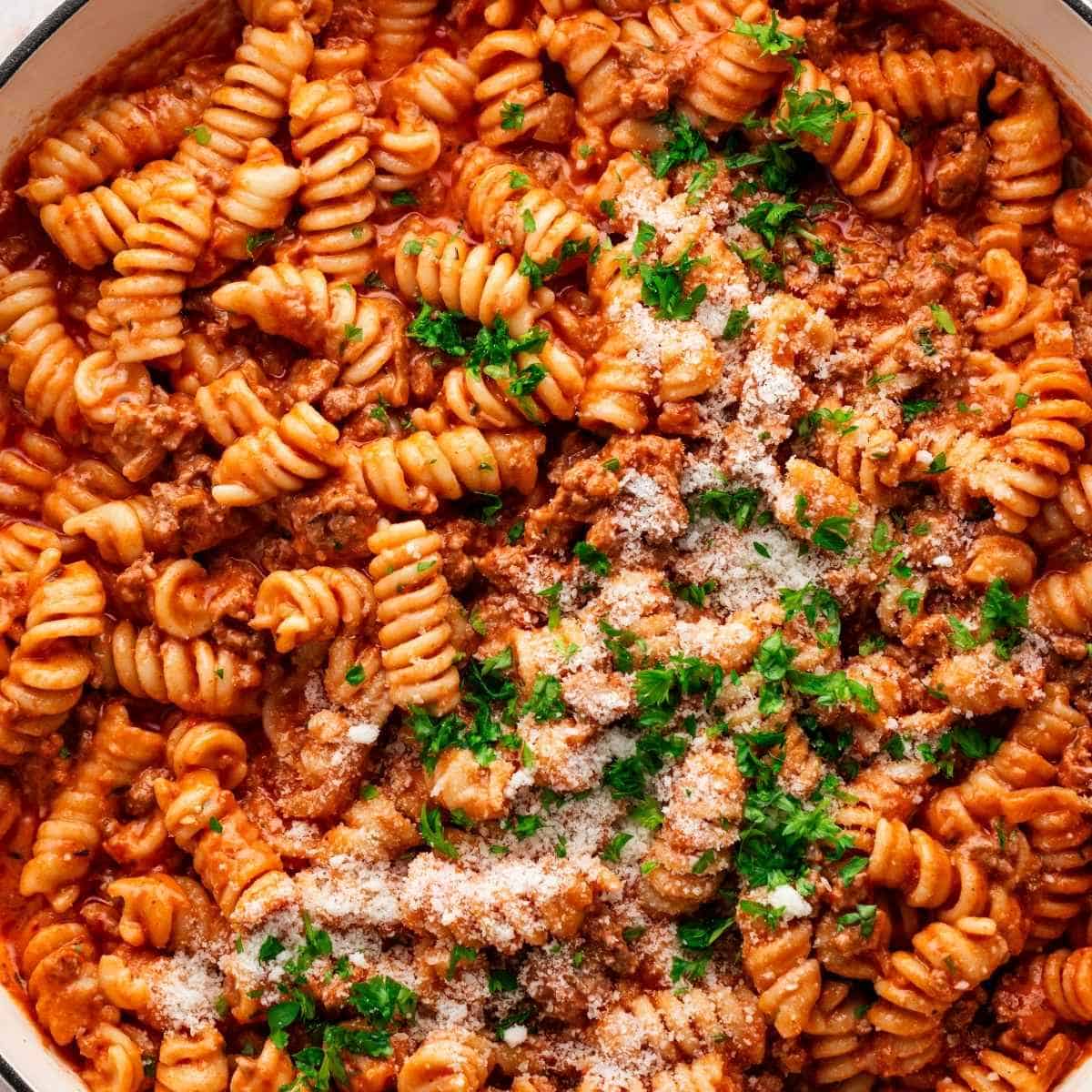 Creamy Tomato Ground Beef Pasta