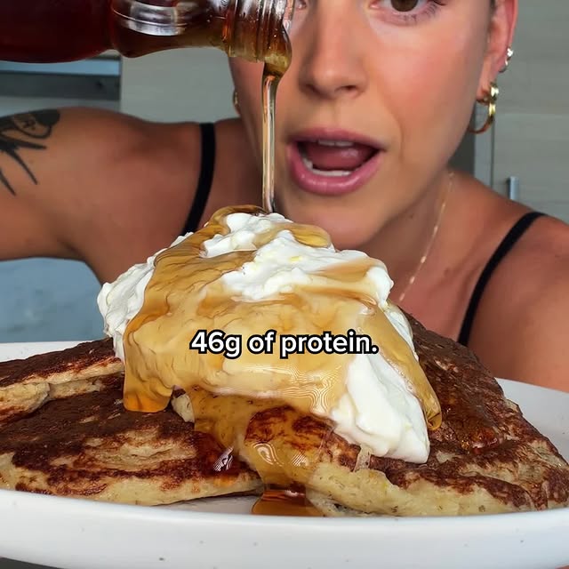 LEMON PROTEIN PANCAKES