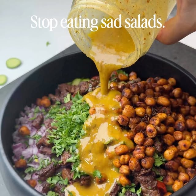 Mediterranean Steak & Crispy Chickpea Salad