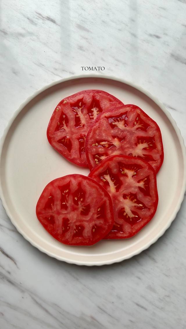 Tomato & Whipped Ricotta Salad