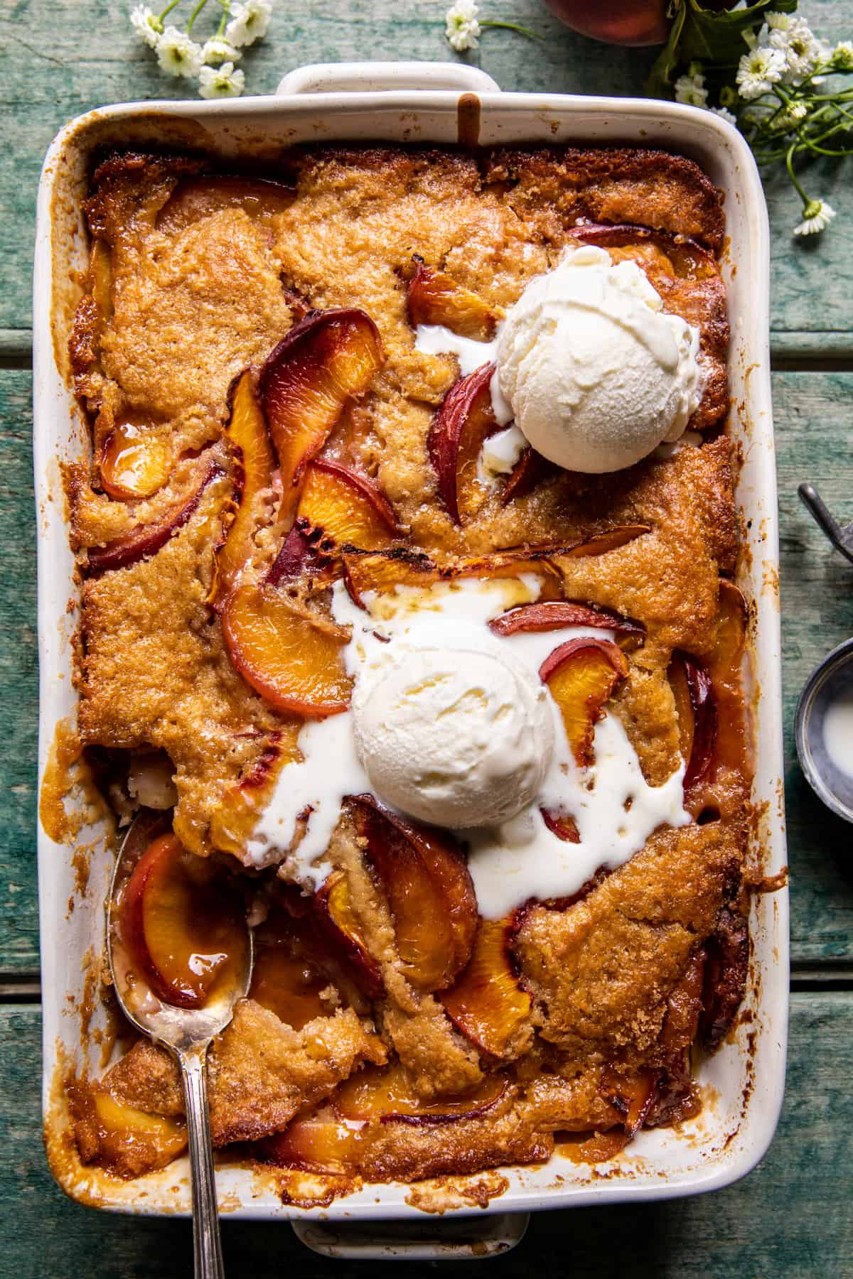 Old School Easy Brown Sugar Peach Cobbler